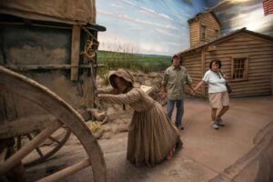 Great Platte River Road Archway Museum full size diorama depicting the hardships of American westward migration.